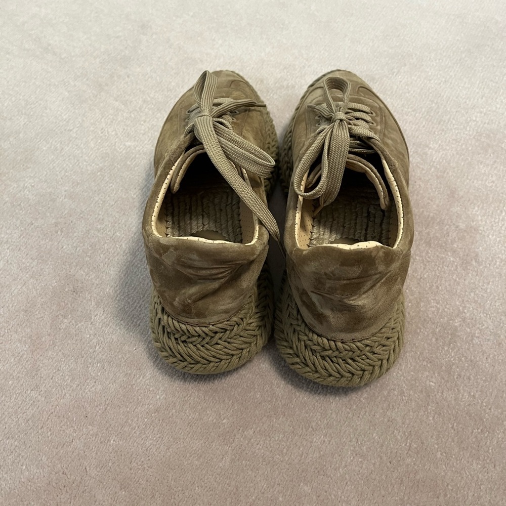 Christian Louboutin Tan Suede Platform Sneakers - Picture 7 of 9